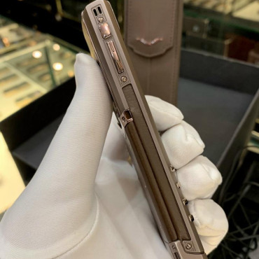 Vertu Signature S Design Pure Chocolate