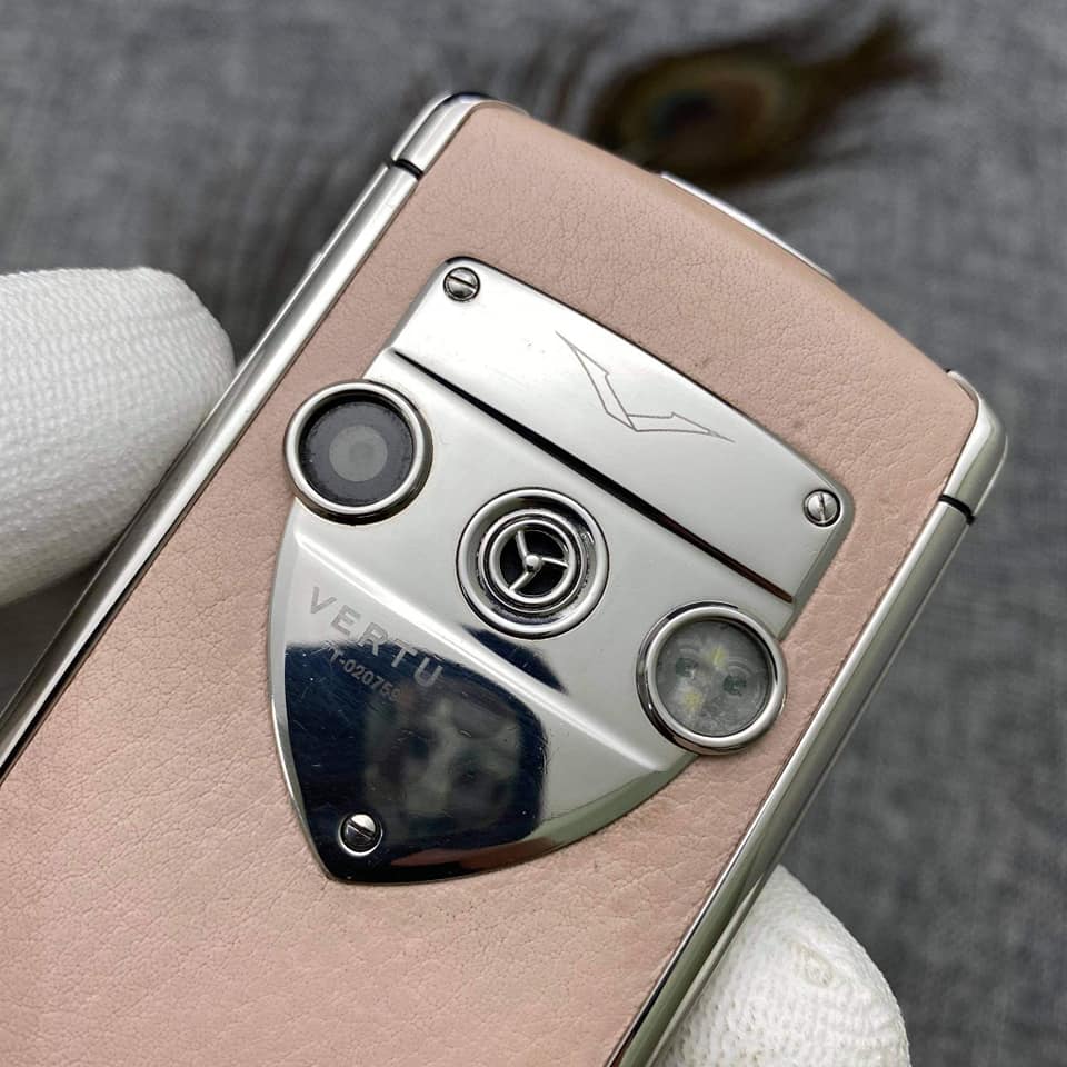 VERTU TOUCH PINK LEATHER